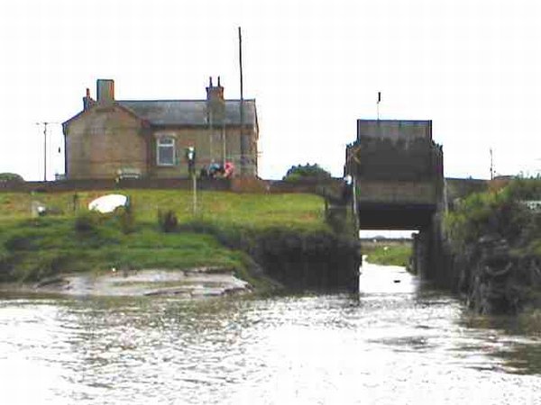 Both Gates at Salters Lode fully open