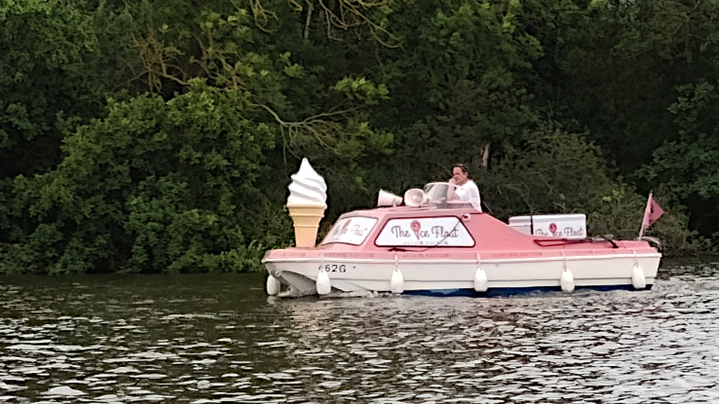 Ice Cream Boat