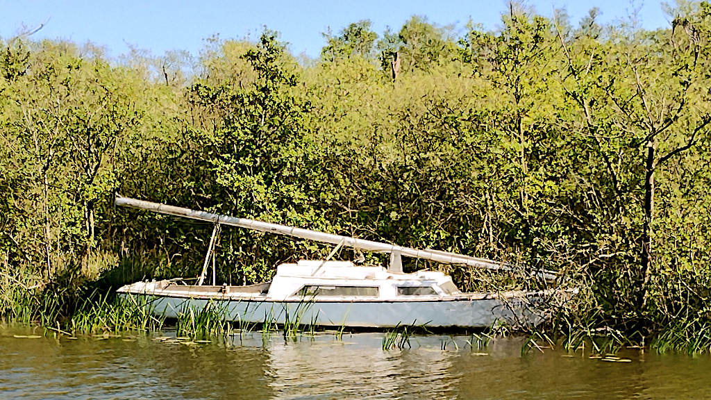 Cutlass Class Yacht